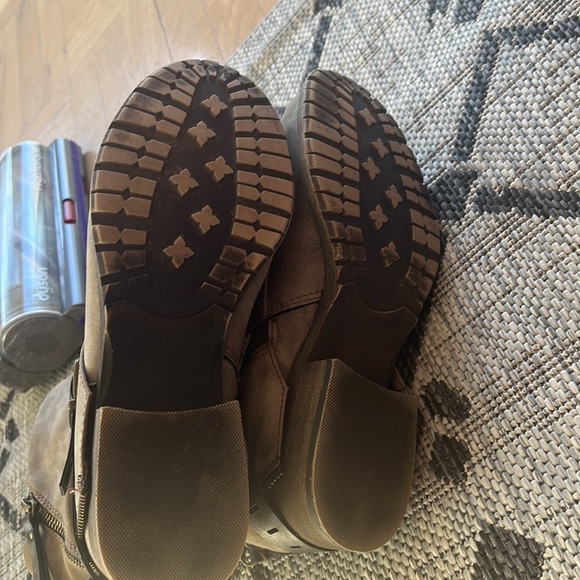 Women’s Boots Size 7 1/2 - Picture 5 of 6